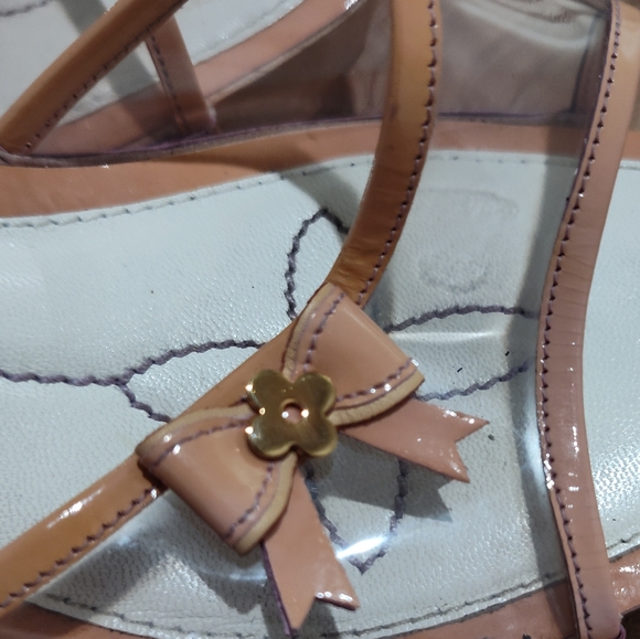 Authentic Louis Vuitton Clear Heels - Picture 6 of 14
